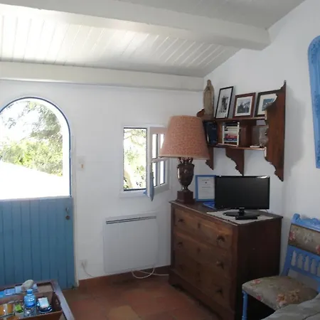 Bed and Breakfast Le Buzet Bleu