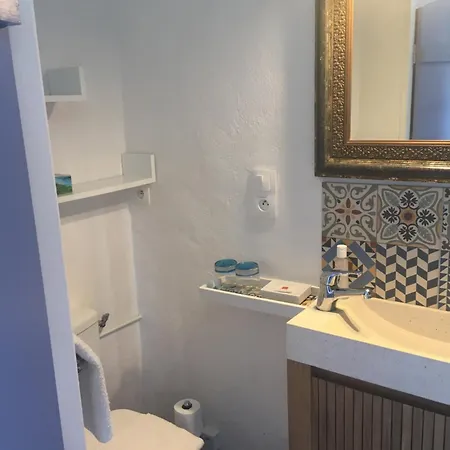 Le Buzet Bleu Bed & Breakfast Noirmoutier-en-l'Ile