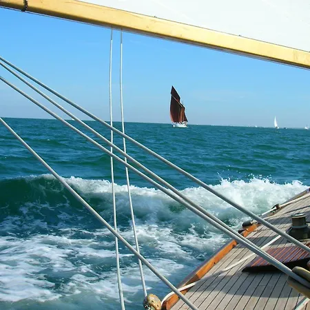 Le Buzet Bleu Noirmoutier-en-l'Ile