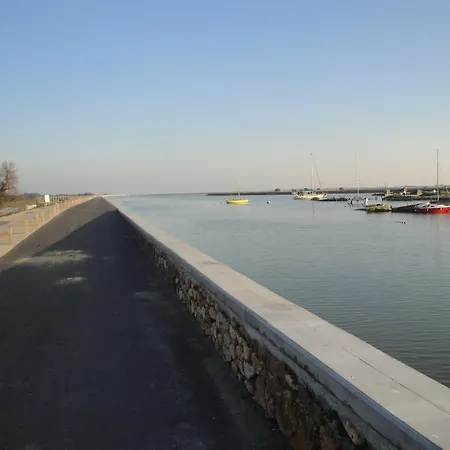 Le Buzet Bleu Alojamento de Acomodação e Pequeno-almoço Noirmoutier-en-l'Ile