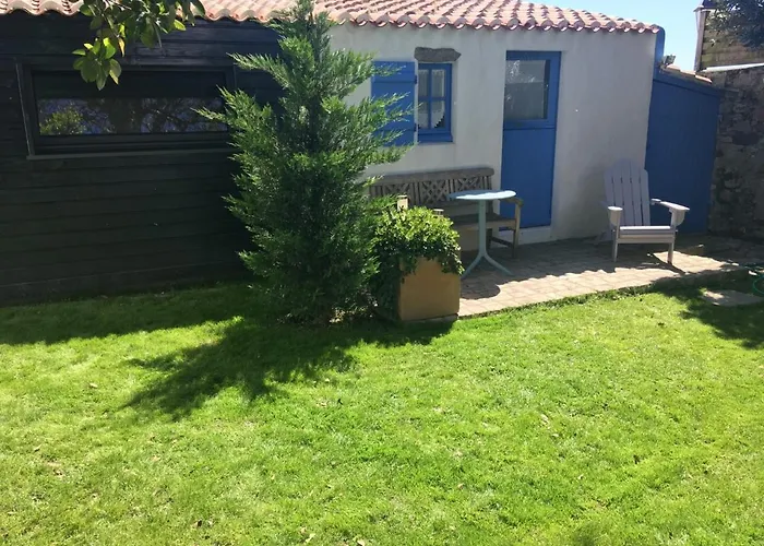 Le Buzet Bleu Alojamento de Acomodação e Pequeno-almoço 3*