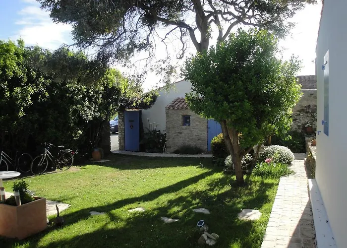 乐布则布鲁住宿加早餐酒店